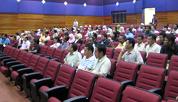 The crowd start filling the auditorium.